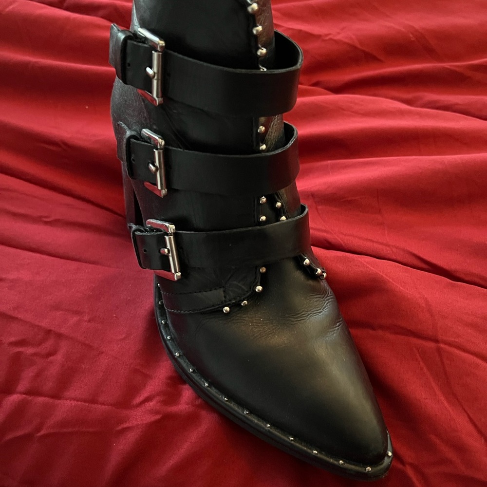 Steve Madden booties